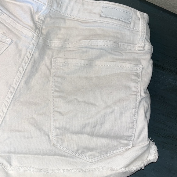 Abercrombie & Fitch Simone High-Rise White Denim Shorts sz 27 /4 EUC - Picture 9 of 10